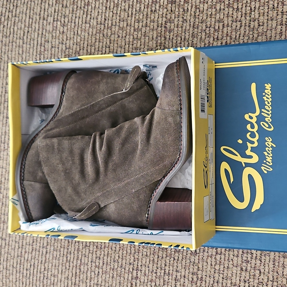 Sbicca Dark Green Distressed Boots Booties